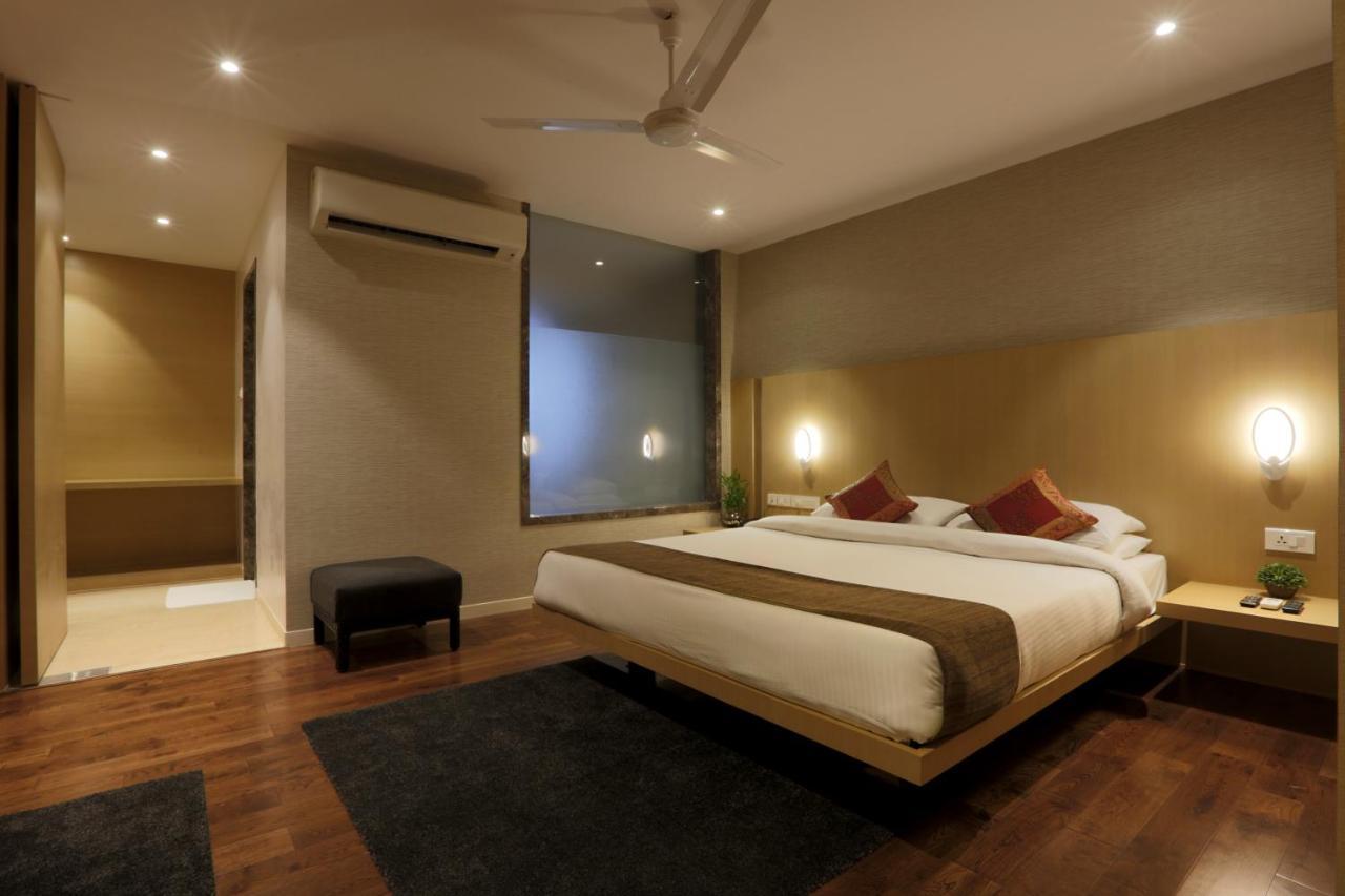 Hotel The Manor - A Boutique Hotel Jorhāt Εξωτερικό φωτογραφία