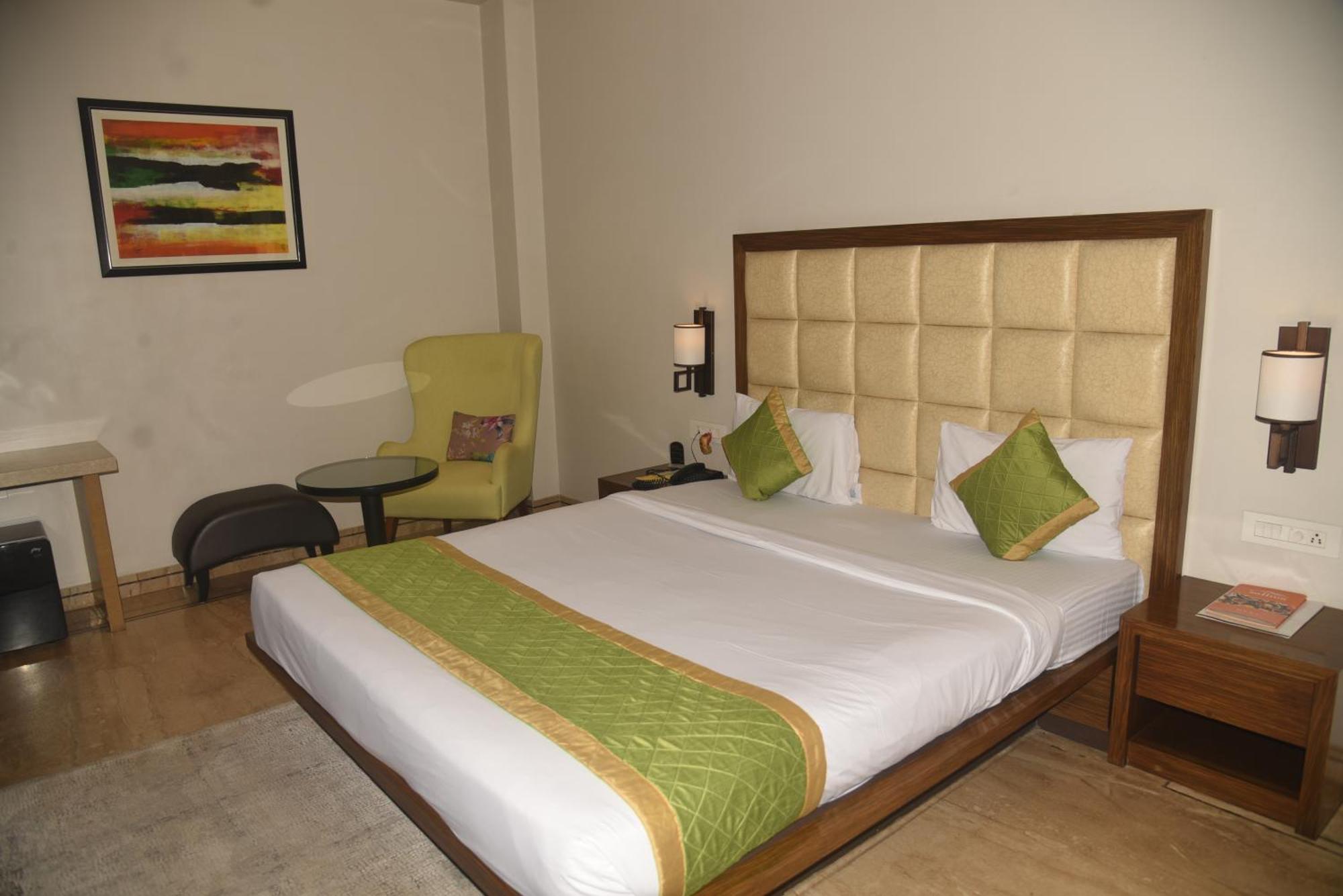 Hotel The Manor - A Boutique Hotel Jorhāt Εξωτερικό φωτογραφία